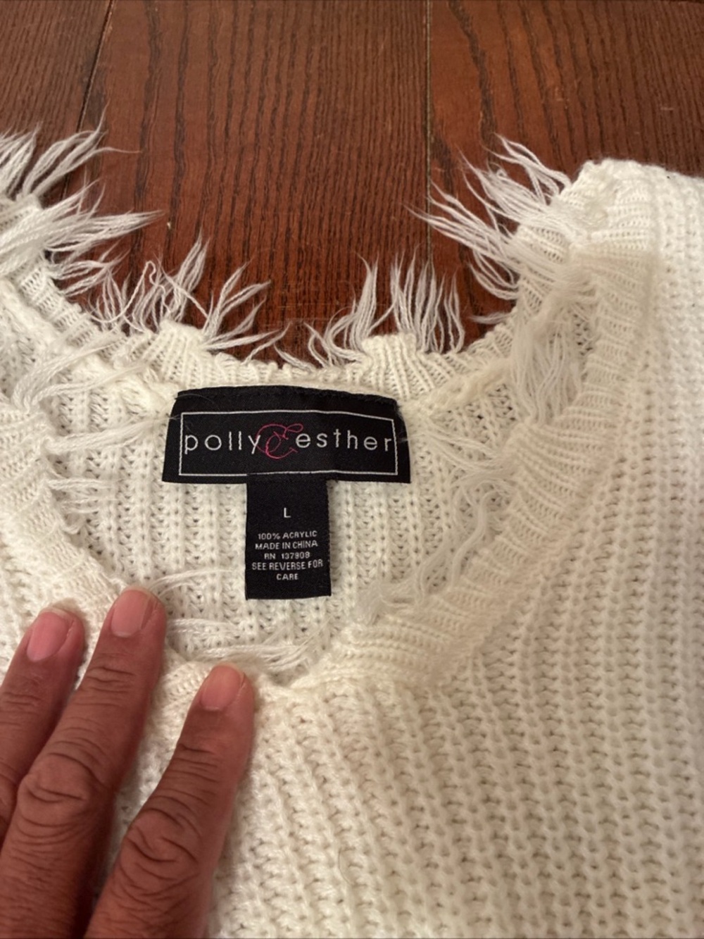Polly & Esther Frayed Edge Star Sweater Women’s L V-Neck Long Sleeve Distressed - Picture 5 of 9